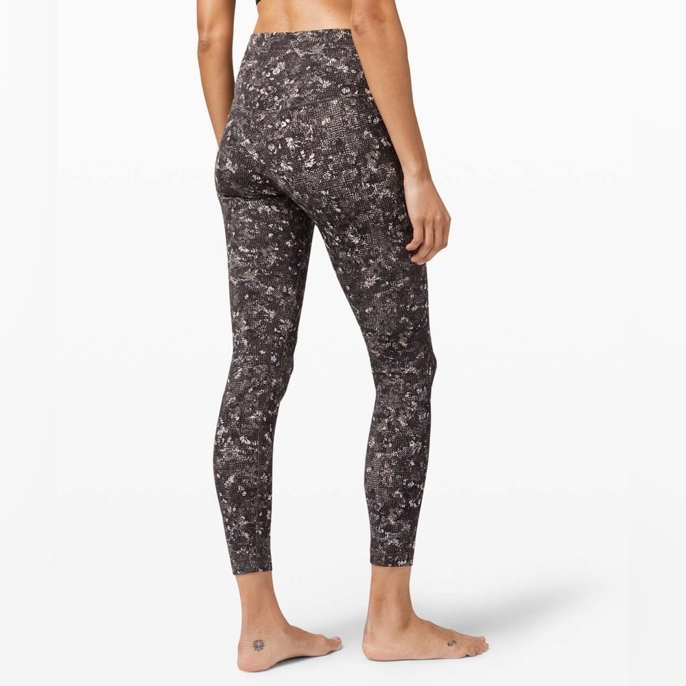 Lululemon Align Pant II 25"
Equalized Multi